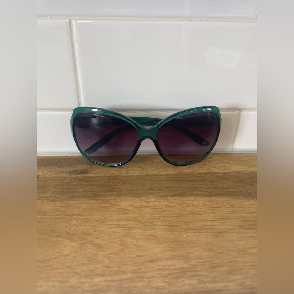 Juicy Couture Sun Glasses